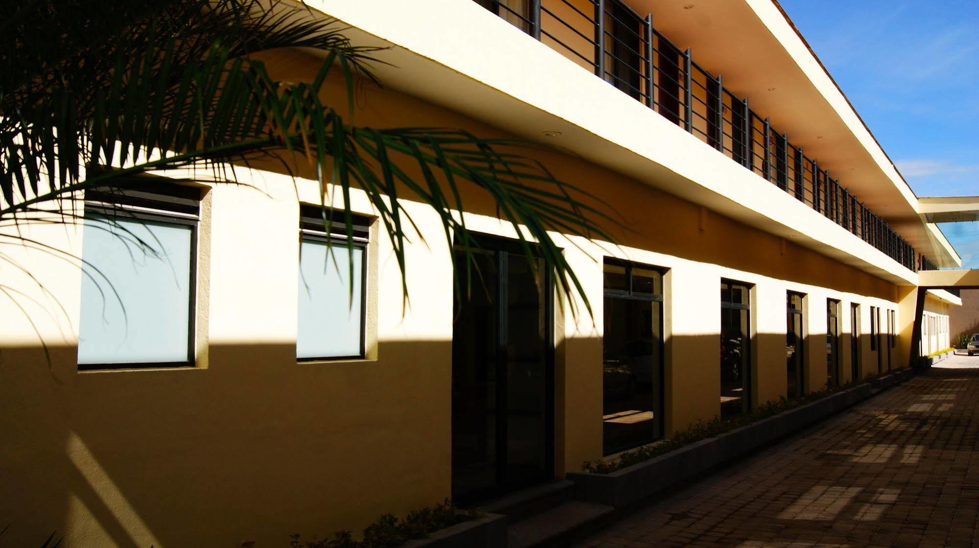 פואבלה Hotel Panamerican מראה חיצוני תמונה