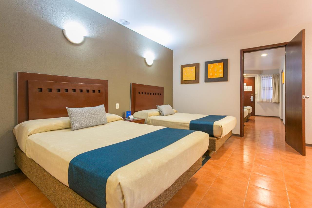 פואבלה Hotel Panamerican מראה חיצוני תמונה